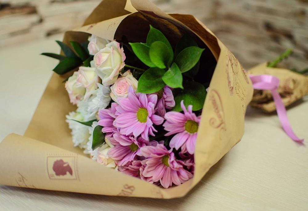 Букет цветов из: Розы и Хризантемы в Семено-Александровке