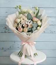 Букет цветов из:  Розы и Лизиантусы в Семено-Александровке