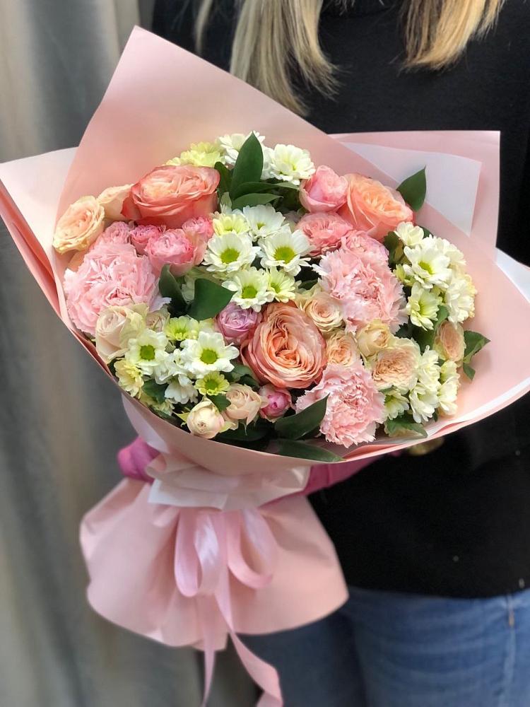 Букет цветов из: Гвоздики, Розы и Хризантемы в Семено-Александровке