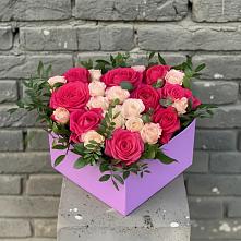 Цветочная композиция из Розы в коробке в Семено-Александровке