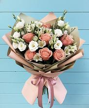 Букет цветов из:  Розы, Альстромерии и Лизиантусы в Семено-Александровке