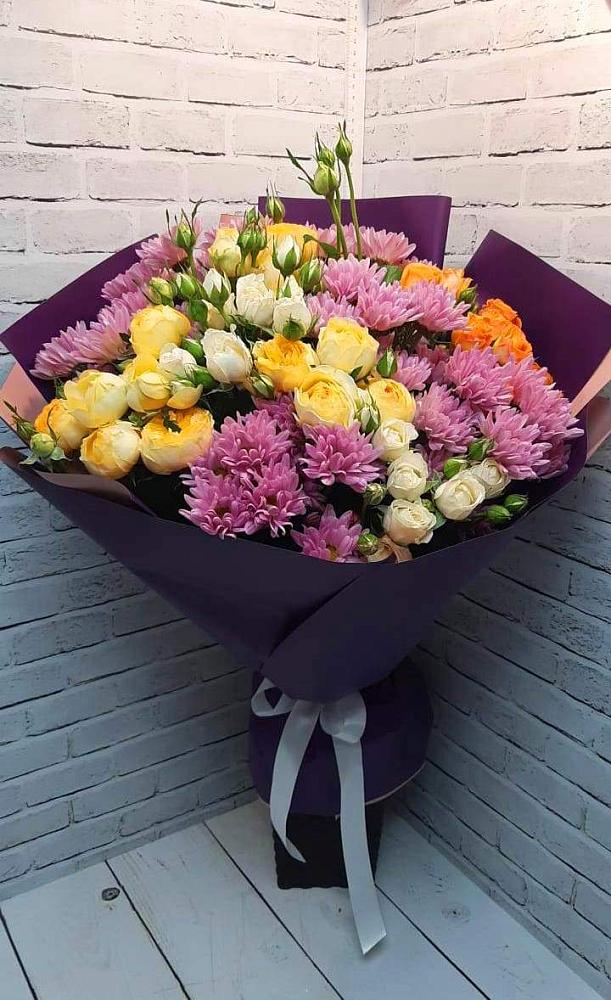 Букет цветов из: Хризантемы и Розы в Семено-Александровке