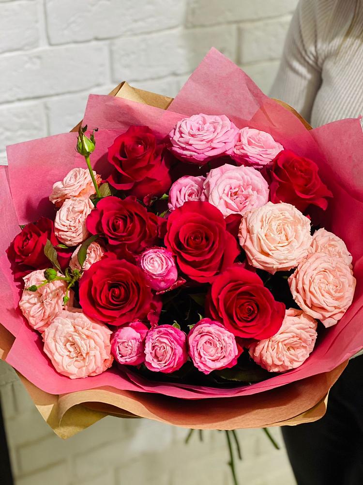 Букет цветов из: Розы в Семено-Александровке