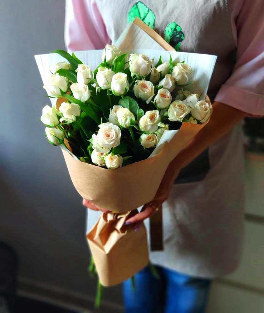 Букет цветов из: Розы в Семено-Александровке