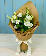 Букет цветов из:  Хризантемы и Лизиантусы #REPLACE_PRED# Семено-Александровке