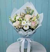 Букет цветов из:  Розы и Лизиантусы в Семено-Александровке