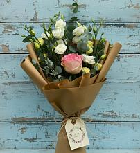 Букет цветов из:  Розы и Лизиантусы в Семено-Александровке