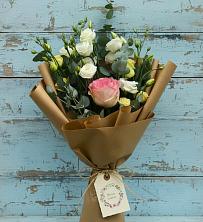 Букет цветов из:  Розы и Лизиантусы в Семено-Александровке