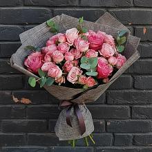 Букет цветов из:  Розы в Семено-Александровке
