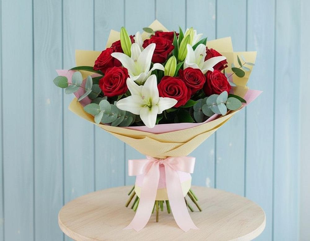 Букет цветов из: Лилии и Розы в Семено-Александровке